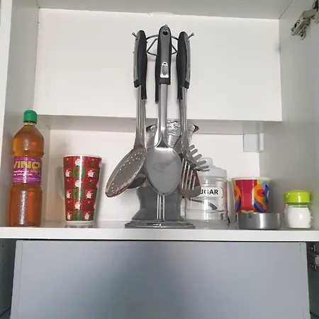 M & M White Luxury Apartment Paralia Katerinis