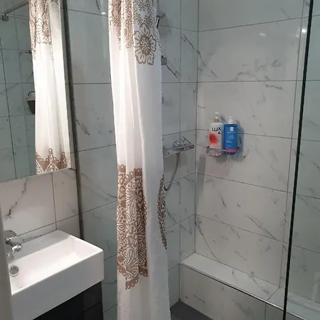 M & M White Luxury Paralia Katerinis