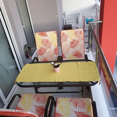 Apartment M & M White Luxury *