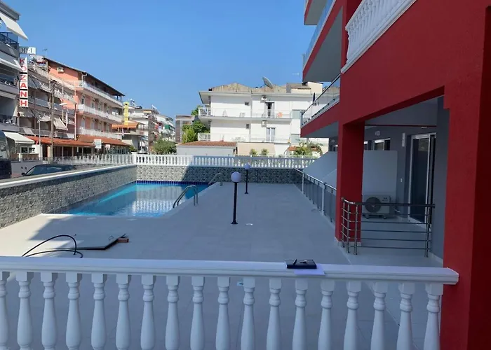 公寓 M & M White Luxury